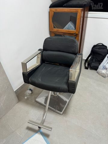 כיסא ספר