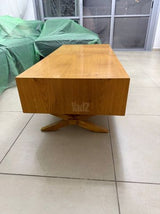 שולחן