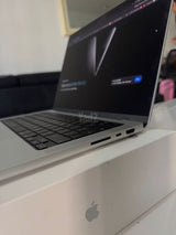Apple MacBook Pro 14”