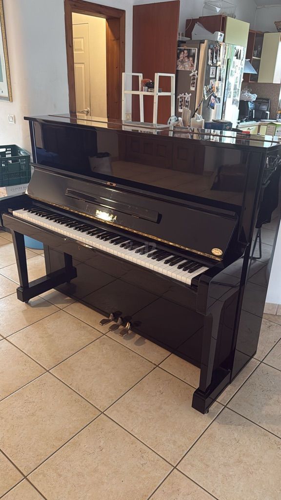 פסנתר yamaha u1
