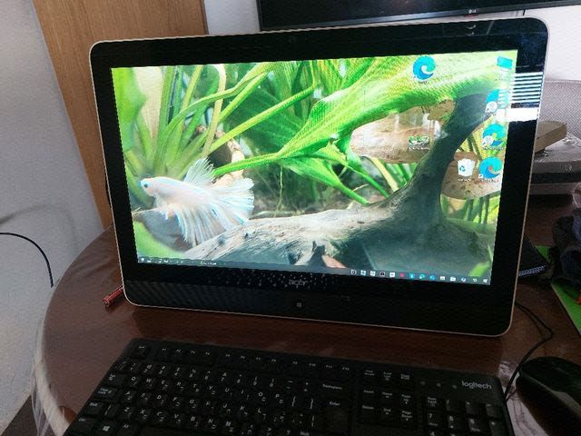 מחשב מגע