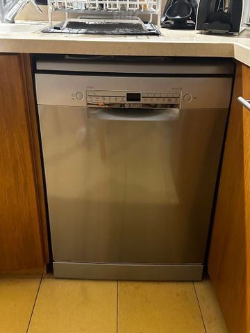 מדיח Bosch Series 2 SMS2HAI12E