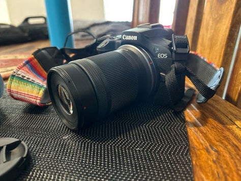 מצלמת canon r100
