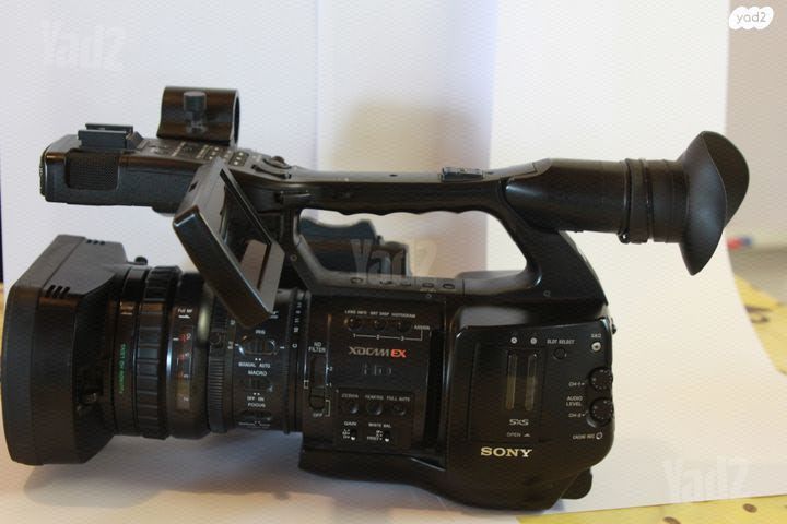 מצלמת וידאו FULL HD EX-1R