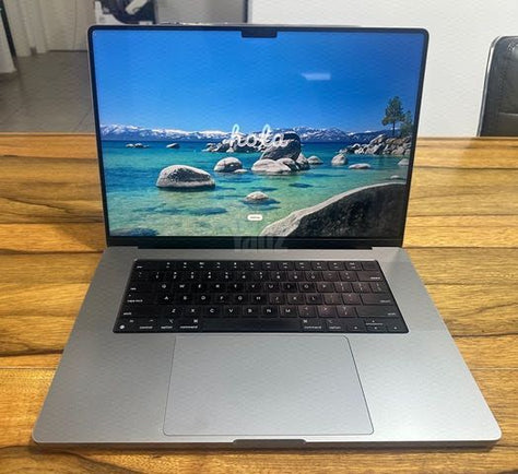 MacBook Pro M1 16G 512G 16”