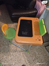 שולחן   עבודה עם  כסא
