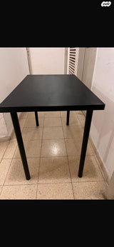 שולחן שחור