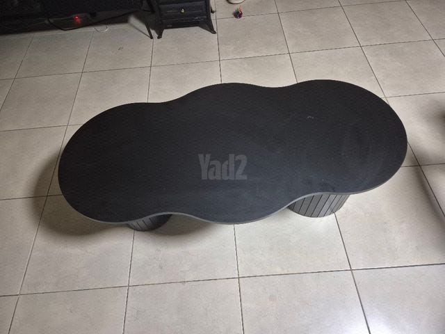 שולחן