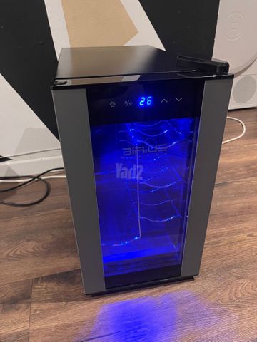 מקרר יין Sirius Living WCR-45