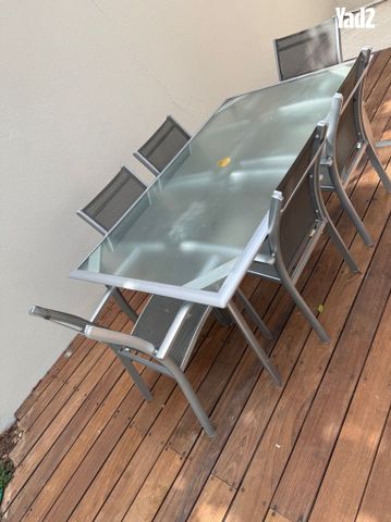 שולחן לגינה