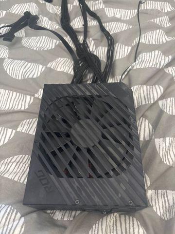 ספק כוח 1200W Platinum