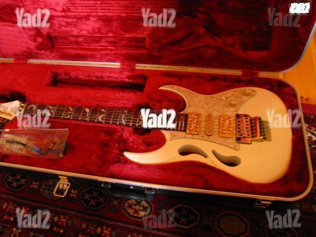 Steve Vai "PIA" signature
