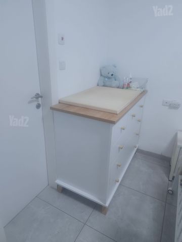 שידה ומיטה