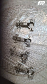 ציר לדלת