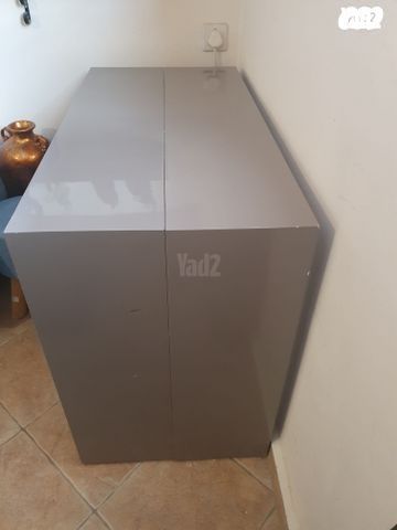 שולחן