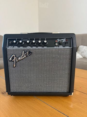 מגבר גיטרה Fender Frontman 15G