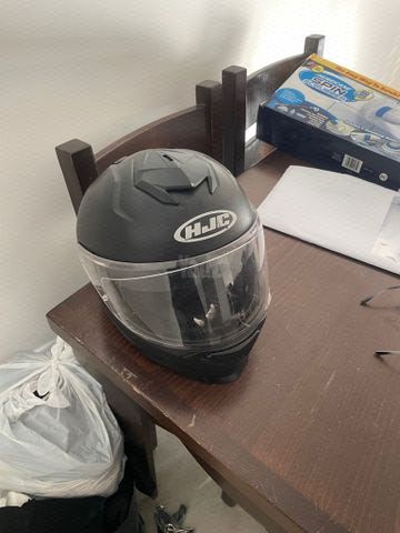 קסדה HJC