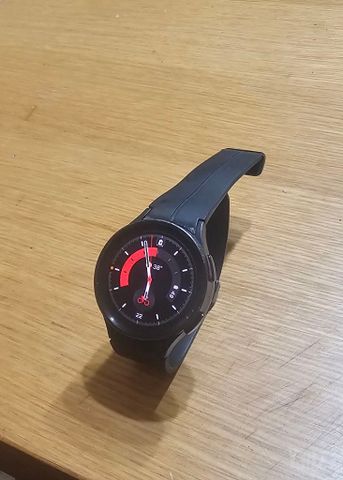 גמישGalaxy watch 5 pro lte