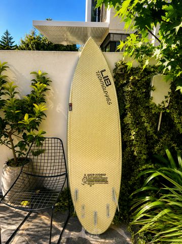 גלשן Lib Tech 6’0