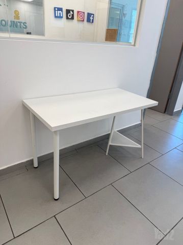 שולחן משרדי