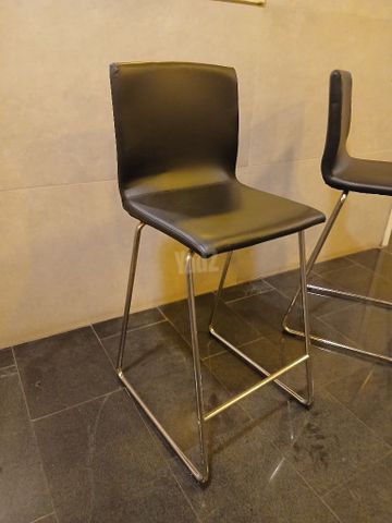 4 כיסאות בר