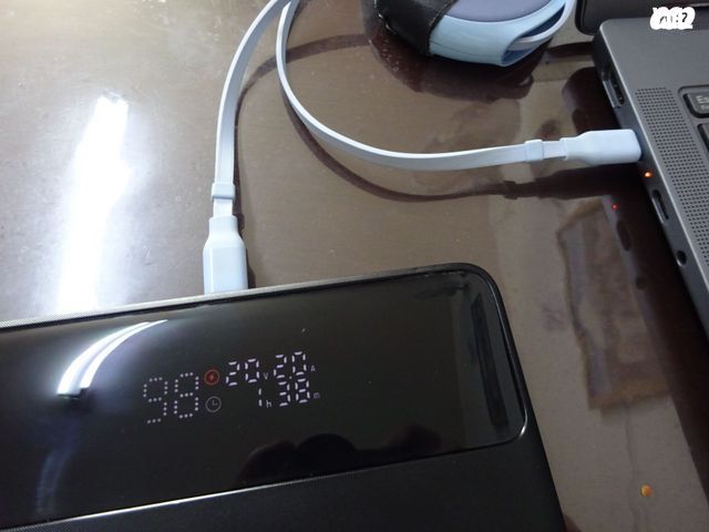 מטען נייד Baseus Blade 100W