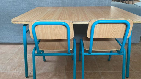 שולחן ילדים