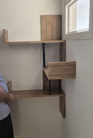 מדף פינתי