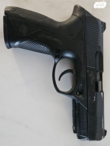 אקדח Beretta PX4 Storm