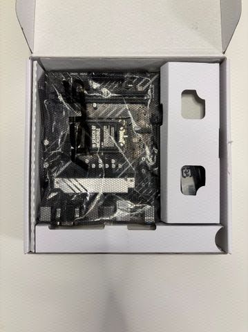 ‏לוח אם Asus