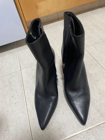מגפון נשים זארה