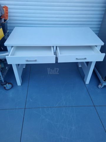 שולחן כתיבה