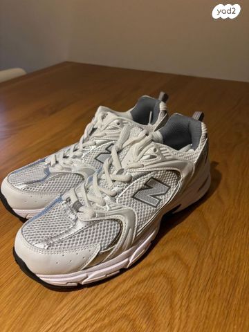 נעליים new balance