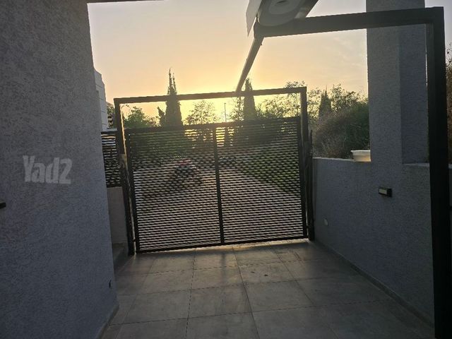 שער חשמלי