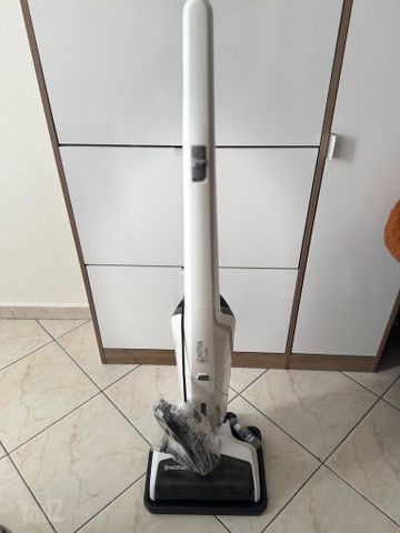 שואב שוטף Nilfisk Combi Washer