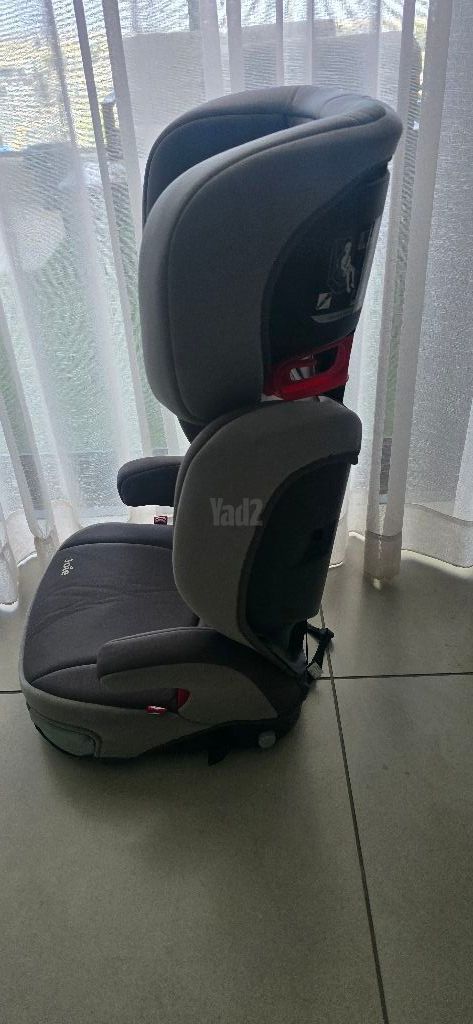 בוסטר