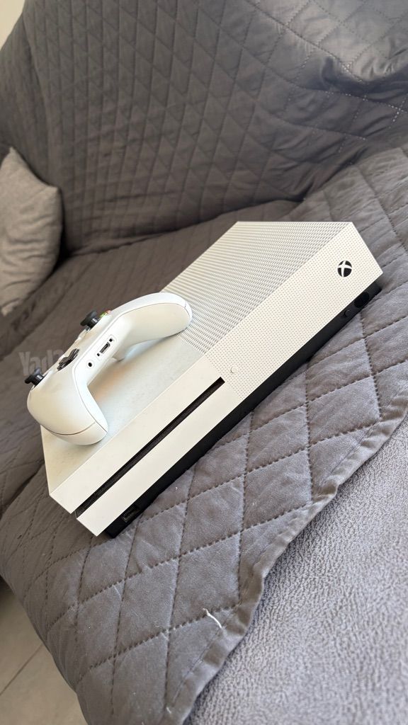 למכירה XBOX ONE S