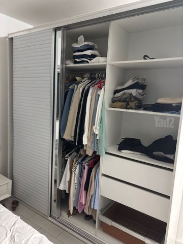ארון בגדים