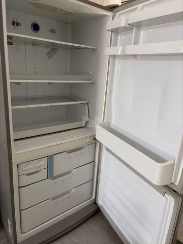 מקרר מסוגLG