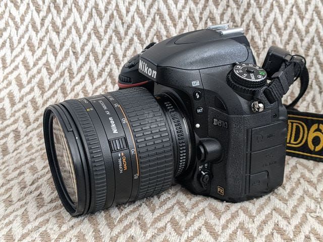 Nikon D610 (D600) מקצועית