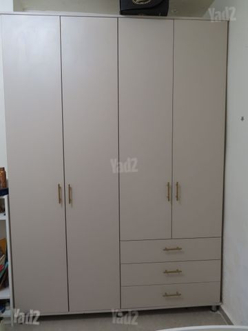 ארון בגדים 4 דלתות באורך 1.7