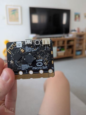 Micro bit (מיקרו ביט)