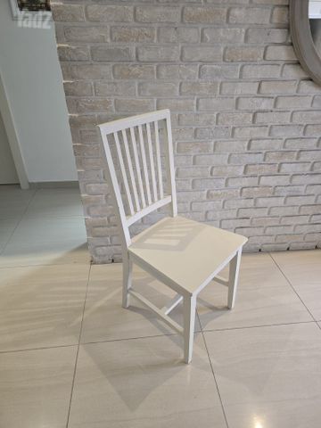 6 כסאות 4 תכלת 2 לבן