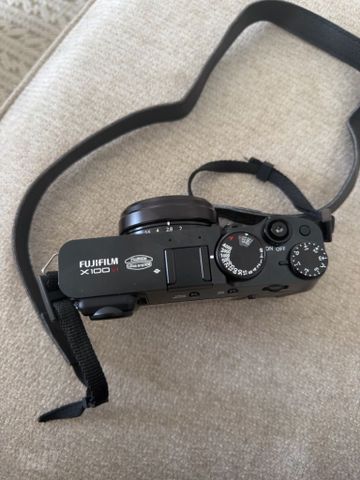 מצלמה fujiFilm x100