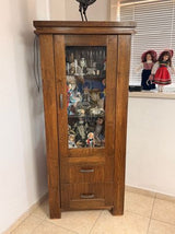 וטרינת עץ מלא