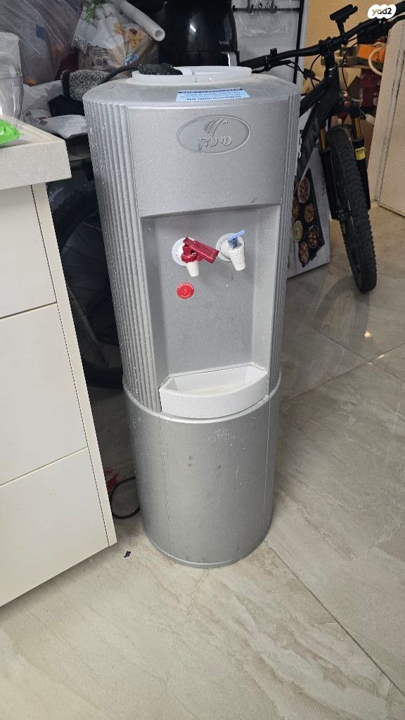 בר מים מי עדן