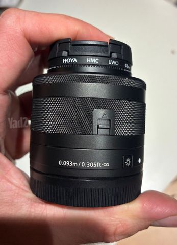 עדשת מאקרו Canon 28mm Macro