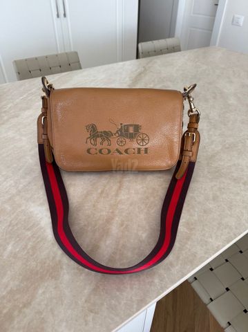 תיק עור coach