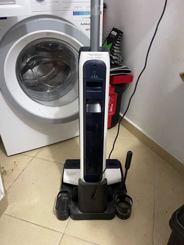 שואב שוטף