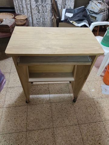 שולחן מחשב